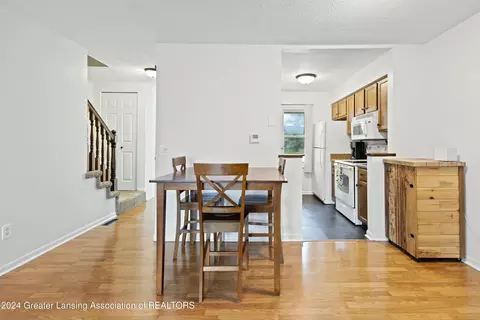 7346 Creekside Dr, Lansing, MI 48917 photo 13