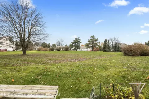 7346 Creekside Dr, Lansing, MI 48917 photo 38