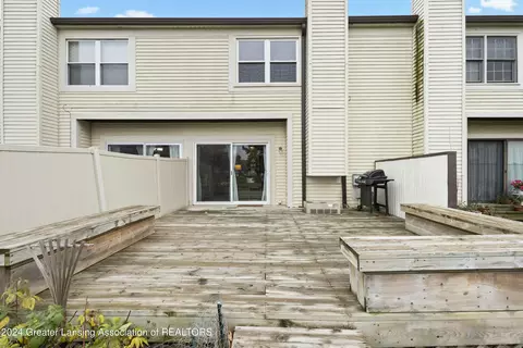7346 Creekside Dr, Lansing, MI 48917 photo 36
