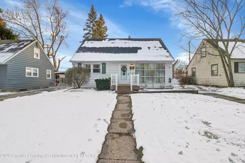 816 E Greenlawn Ave, Lansing, MI 48910