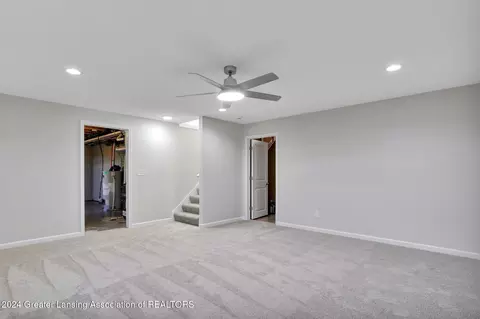 589 Titanium Trl, Haslett, MI 48840 photo 40