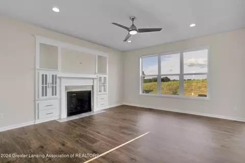 589 Titanium Trl, Haslett, MI 48840 photo 13