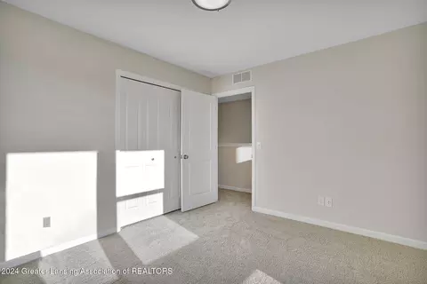 589 Titanium Trl, Haslett, MI 48840 photo 32
