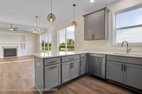 589 Titanium Trl, Haslett, MI 48840 photo 18
