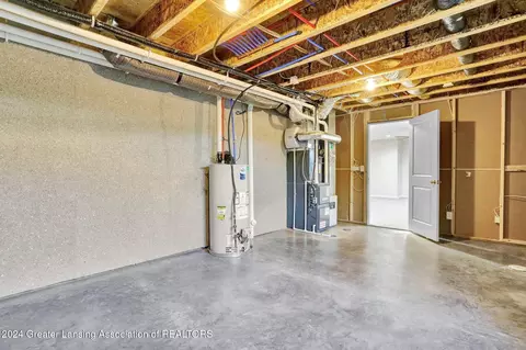 589 Titanium Trl, Haslett, MI 48840 photo 42