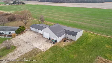 5318 E M-21, Corunna, MI 48817 photo 34