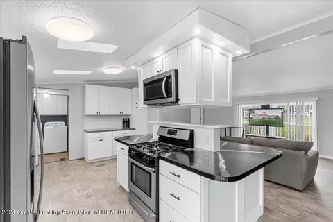 5318 E M-21, Corunna, MI 48817 photo 7