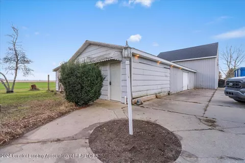 5318 E M-21, Corunna, MI 48817 photo 33