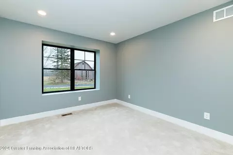 2910 Harper Rd, Mason, MI 48854 photo 16
