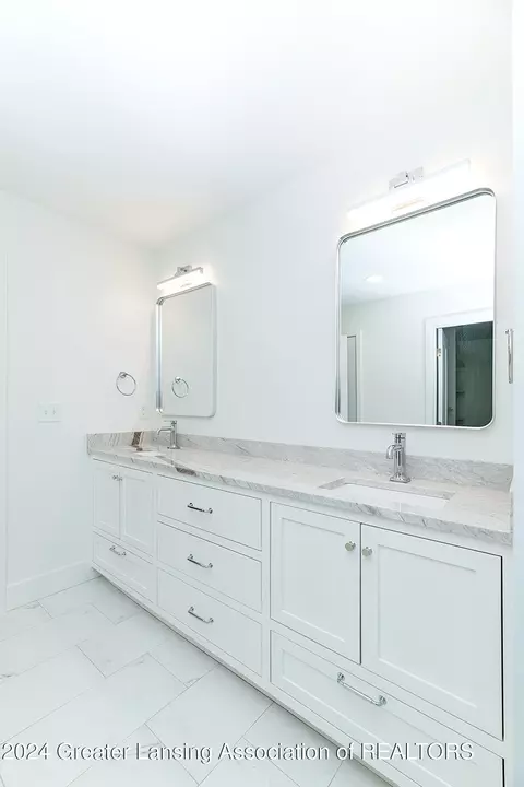 2910 Harper Rd, Mason, MI 48854 photo 14