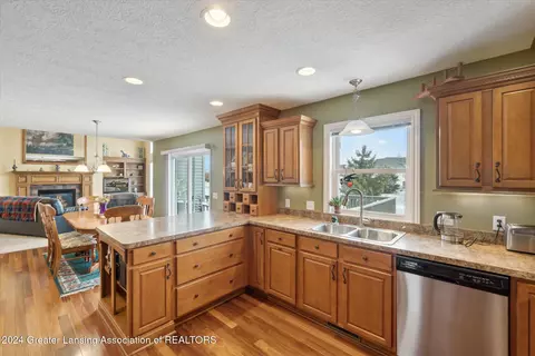 Kitchen - 2152 Winners Cir, Saint Johns, MI 48879 photo 6 of 7