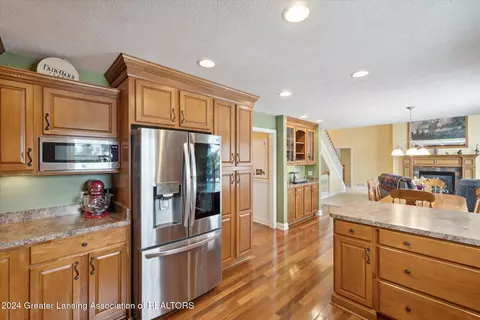 Kitchen - 2152 Winners Cir, Saint Johns, MI 48879 photo 5 of 7
