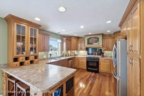 Kitchen - 2152 Winners Cir, Saint Johns, MI 48879 photo 1 of 7