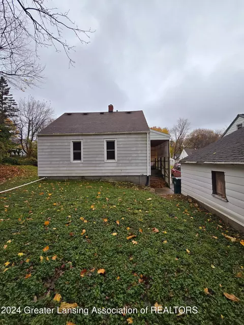 1418 Sheldon St, Lansing, MI 48906 photo 23