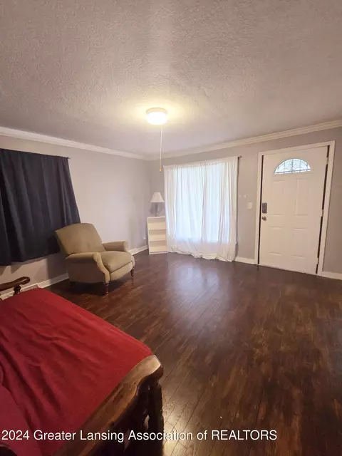 1418 Sheldon St, Lansing, MI 48906 photo 3