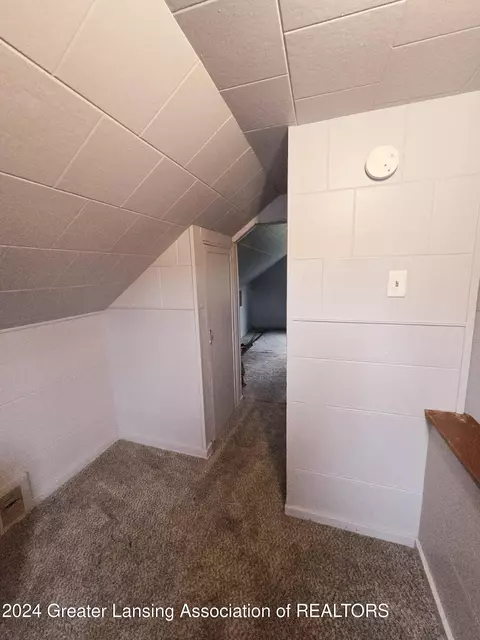 1418 Sheldon St, Lansing, MI 48906 photo 18
