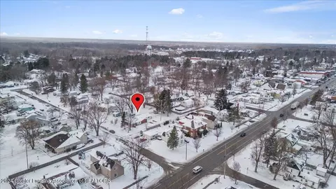 View/Area - 110 W Willow St, Perry, MI 48872 photo 6 of 7
