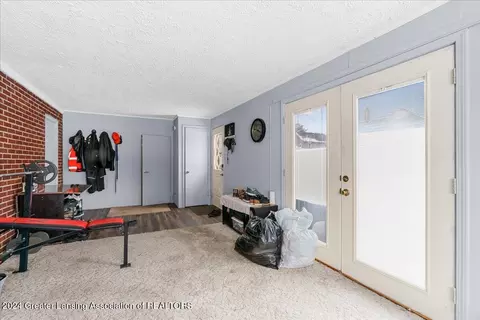 Entry Way - 110 W Willow St, Perry, MI 48872 photo 4 of 4