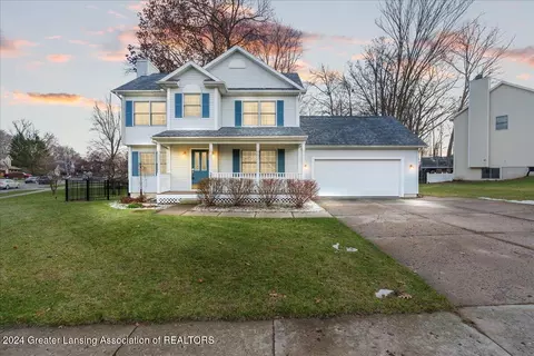 2390 Rolling Ridge Ln, Holt, MI 48842