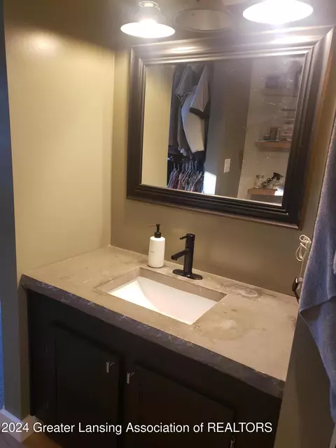 Bath - 4206 Hydon Rd, Olivet, MI 49076 photo 1 of 4