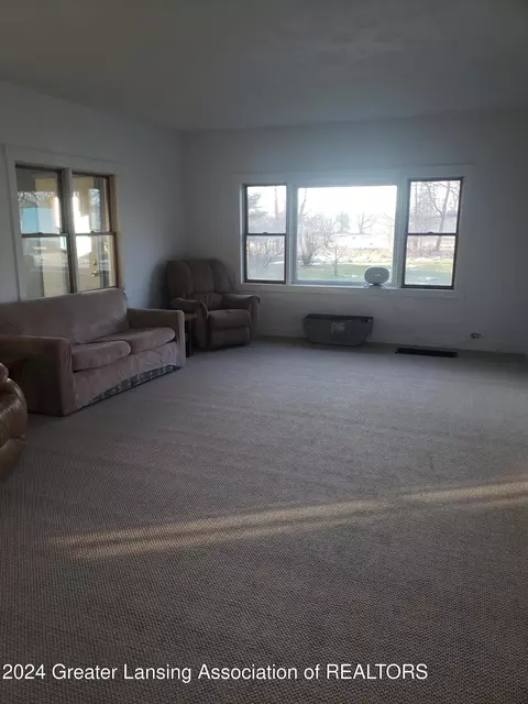 Living - 4206 Hydon Rd, Olivet, MI 49076 photo 2 of 2