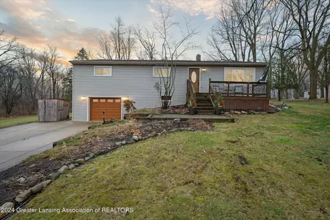 15407 Upton Rd, East Lansing, MI 48823