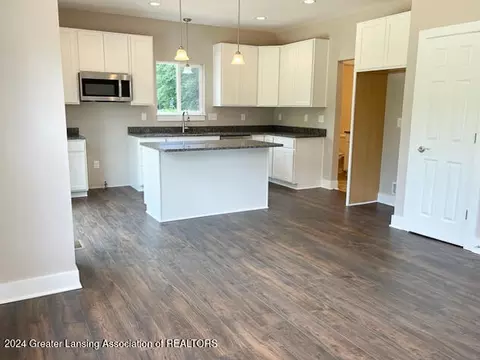 2855 Boulder Creek Dr, Saint Johns, MI 48879 photo 7