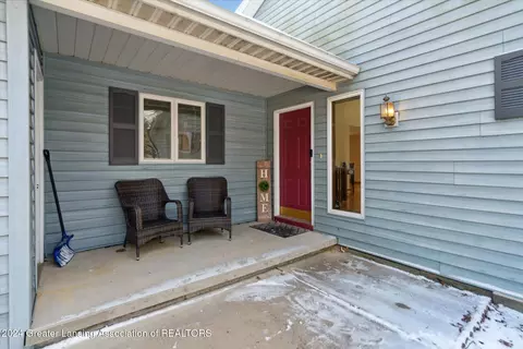 Exterior - 14725 Nichols Rd, Bath, MI 48808 photo 1 of 8