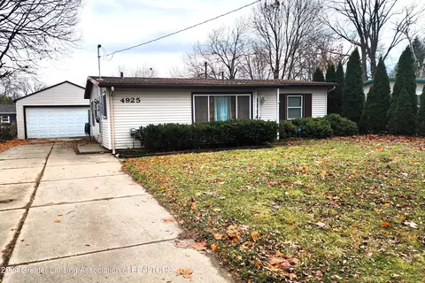 4925 Delbrook Ave, Lansing, MI 48910