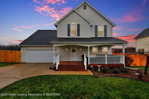 4644 Sunset Dr, Potterville, MI 48876