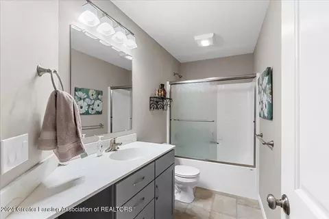 Bath - 1286 W Webb Rd, Dewitt, MI 48820 photo 1 of 1
