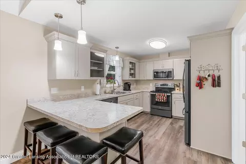 Kitchen - 1286 W Webb Rd, Dewitt, MI 48820 photo 1 of 3