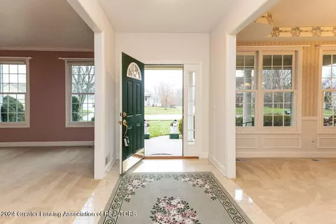 5569 Wild Iris Ln, Haslett, MI 48840 photo 4