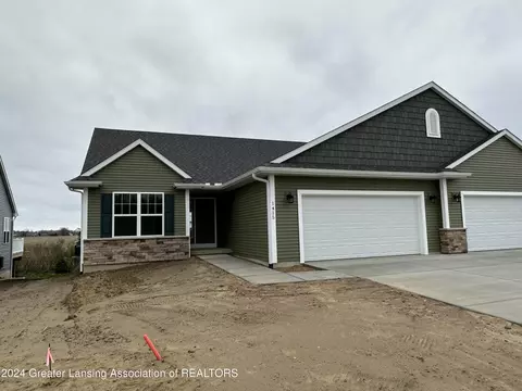 1482 Superior Dr #23, Saint Johns, MI 48879