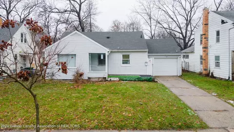 1101 Princeton Ave, Lansing, MI 48915