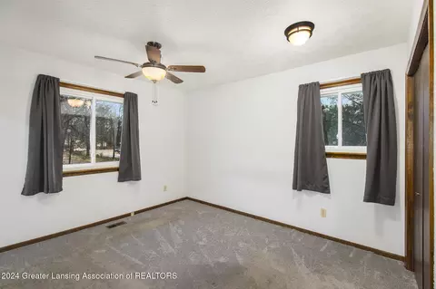 15296 Ann Dr, Bath, MI 48808 photo 9