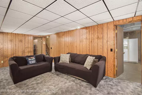 15296 Ann Dr, Bath, MI 48808 photo 16