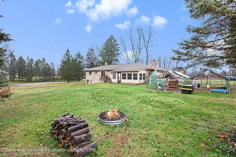 15296 Ann Dr, Bath, MI 48808 photo 24