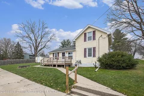 507 S Bridge St, Dewitt, MI 48820