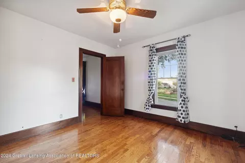 Bedroom - 601 Ridgewood Ave, Lansing, MI 48910 photo 2 of 6