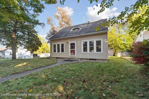 Exterior - 601 Ridgewood Ave, Lansing, MI 48910 photo 2 of 5