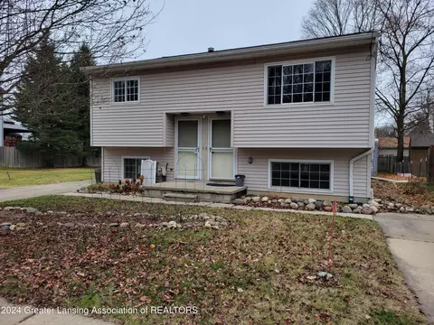 2603 Kate St, Holt, MI 48842