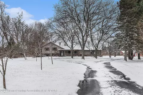 2563 Lamb Rd, Mason, MI 48854