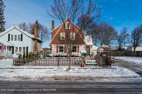 317 Lincoln Ave, Lansing, MI 48910