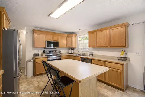 Kitchen - 4538 Bison Dr, Holt, MI 48842 photo 2 of 2