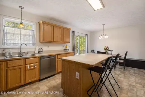 Kitchen - 4538 Bison Dr, Holt, MI 48842 photo 1 of 2