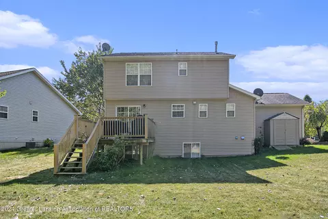 Exterior - 4538 Bison Dr, Holt, MI 48842 photo 4 of 5