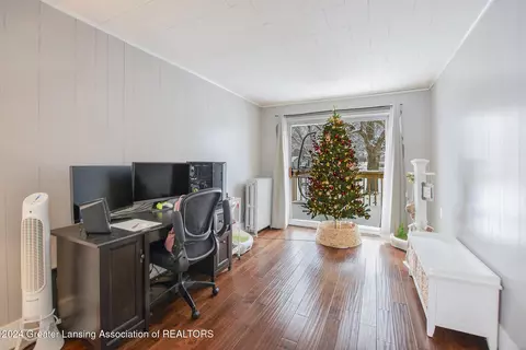 605 S Maple Ave, Maple Rapids, MI 48853 photo 7