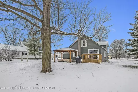 605 S Maple Ave, Maple Rapids, MI 48853 photo 14