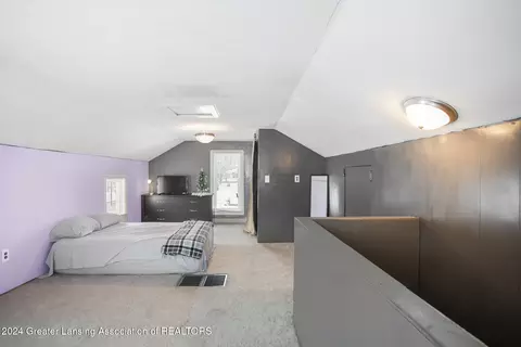 605 S Maple Ave, Maple Rapids, MI 48853 photo 13